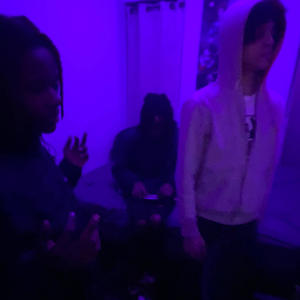 we b flying (feat. Xaviersobased) (Explicit)