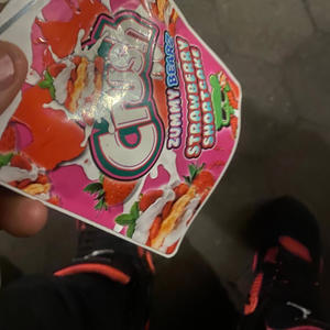 Catch A Graze (feat. HBK Tray & HBK MellyB) (Explicit)