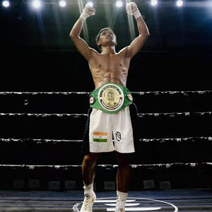 Bow To The King (Explicit)