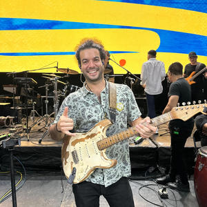 Que bien usted (feat. Gangalee Reggae Jazz Band)