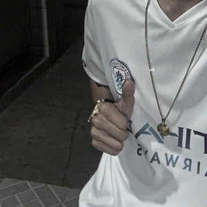 SAUDADES DO CHARLINHO ( POZE ) (Explicit)