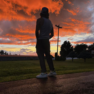 bigger plane (feat. SUZUKKI) (Explicit)