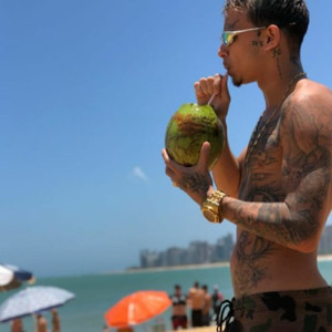 INCRIVELMENTE SINISTRA (Explicit)