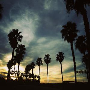 WATCH THAT STEP (feat. ViViD3:16) (Explicit)