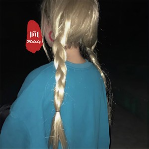 无人问津的巷口总是开满鲜花