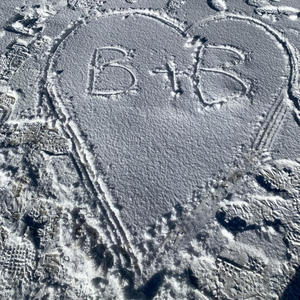 DANCING ALONE UNDERWATER