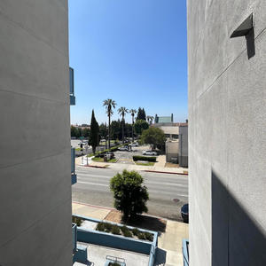 Jet Li (feat. YMM LIL MOE, TeziFrmDaZoo & BenjiBoyMac) (Explicit)