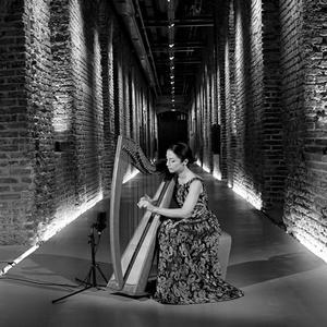 Naz Barı (feat. Meriç Dönük)