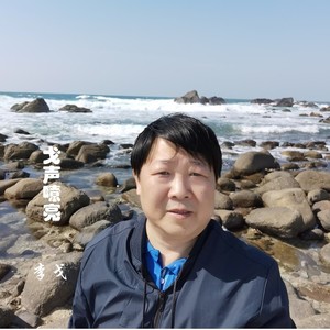 泪蛋蛋掉在酒杯杯里