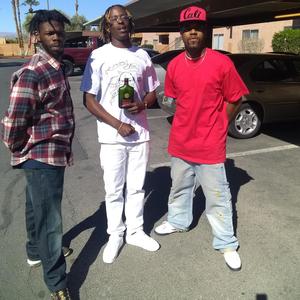 Movie T.Real_Adams (feat. Benzo Fly) (Radio Edit|Explicit)