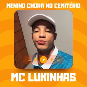 Menino chora no Cemitério