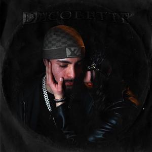 Décolletté (Explicit)