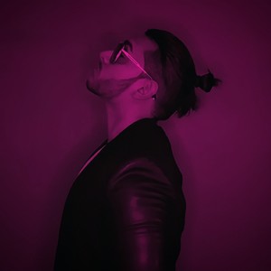 Cada Noche (feat. Chris Keya)