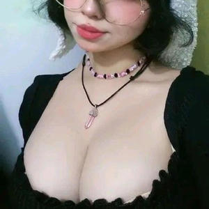 jus friends xo (feat. ljp2900, Xaxanity & 7winters) (Explicit)