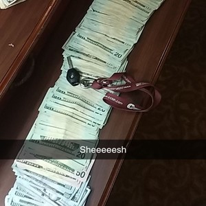 Hot AF(feat. Ducky west) (Explicit)