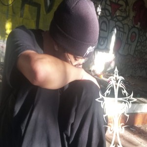 tenta encarar (o meu olho) (Explicit)