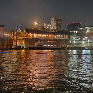 40 on me (feat. Main attraction) (Explicit)