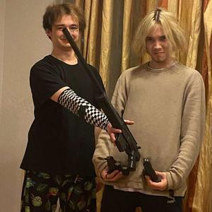 НЕВАЖНО (Explicit)