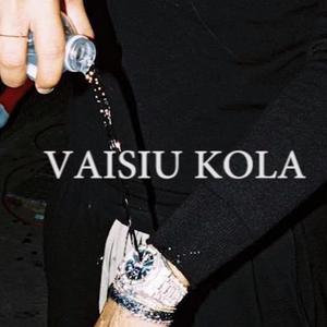 Vaisiu Kola (feat. Yung Domy)