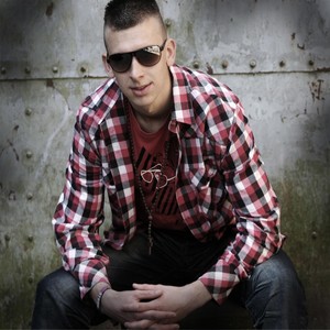 Padada(feat. Carlos)