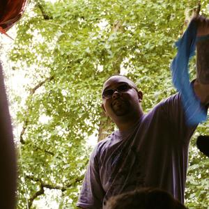 PARADISE (feat. D.kno & Jadé)