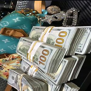 Money Flow (feat. Luh Kam & Briskii) (Explicit)