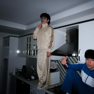 bipolar bu sürtük (Explicit)