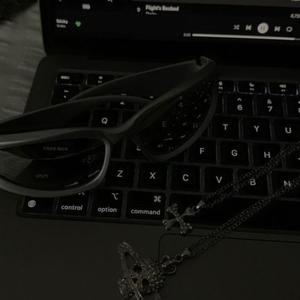 M's (feat. Ferrero) (Explicit)