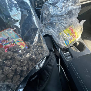 TruckLoad (feat. Ahve2x) (Explicit)