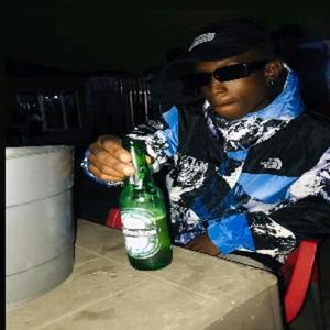 Luna Kiid - Gas Bottle (feat. Mthizaro & Locolito)