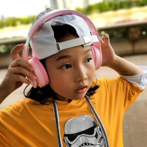 伊莲Je M'ppelle Helene