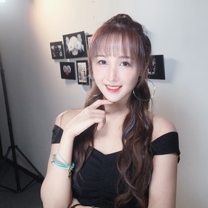 结痂封面