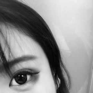 冯心怡 - 空白格