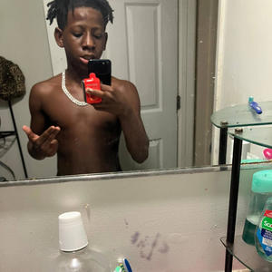 Come hoop (feat. Carie3x) (Explicit)