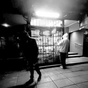 Breaking The Bank (feat. JuicyNise & prodgllato) (Explicit)