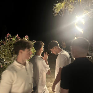 BAILA CONMIGO (Explicit)