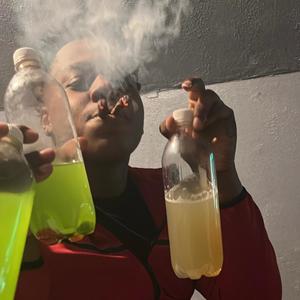 Clapping Shit (Explicit)