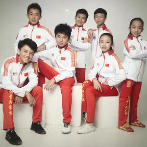 做你一个人的英雄