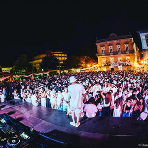 quanto vale uma vida (feat. Carlinhos) (Explicit)