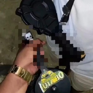 MC KAIQUE - ELA SOBE O QUIABO (ENTUPIDÃO DO QUIABO) (Explicit)