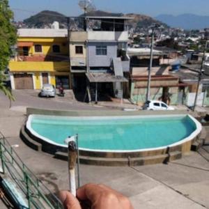 Não Conhece a Piscina do Jura (feat. DJ Caio|Explicit)