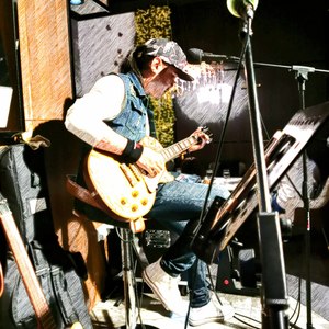 TONES天声乐团 - 素描