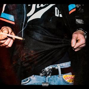 Buchi Nei Vestiti (Explicit)