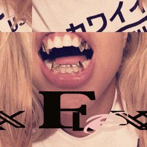 designer (feat. domo77) (Explicit)