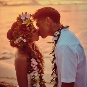 Love and Honesty (feat. Britney Cruz, Casierra Cruz, Bill & Mary Paulino, Bertha & Daniel Miranda & Abelina Palomo)