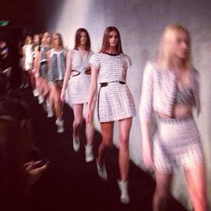 tryna be on (Explicit)