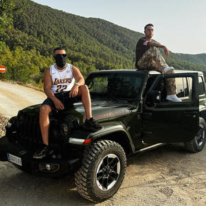 LOVE ME (feat. Jamule)