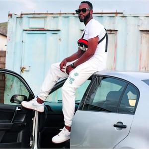 Awuy'phinde (feat. Zakwethu)