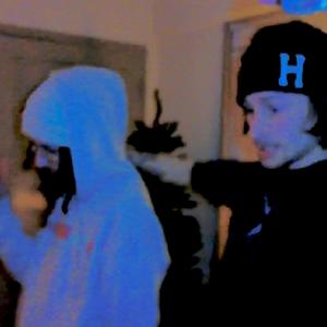dior sweater (feat. Camp Circadia) (Explicit)