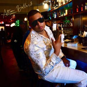 The Way She Moves (feat. Shemar Morgan) (Explicit)